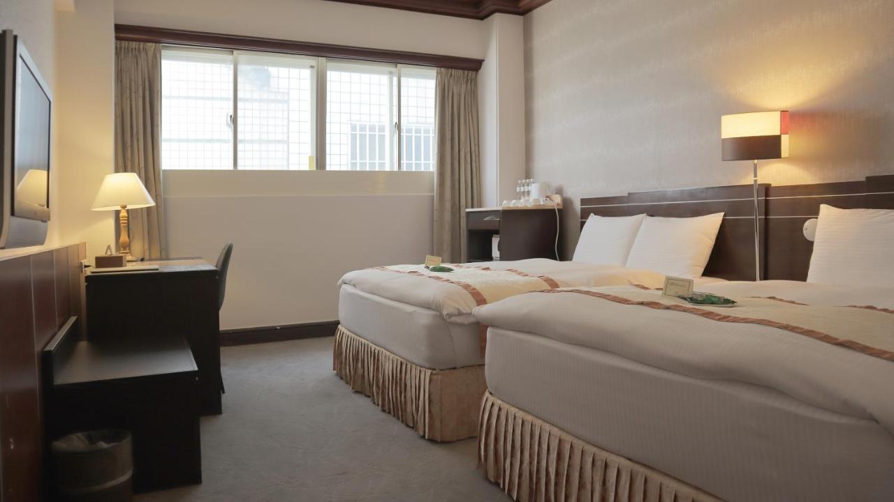 Ho Fong Business Stay Fengyuan Exterior photo
