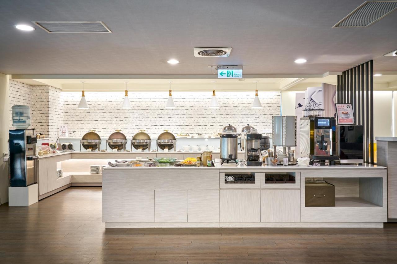 Ho Fong Business Stay Fengyuan Exterior photo