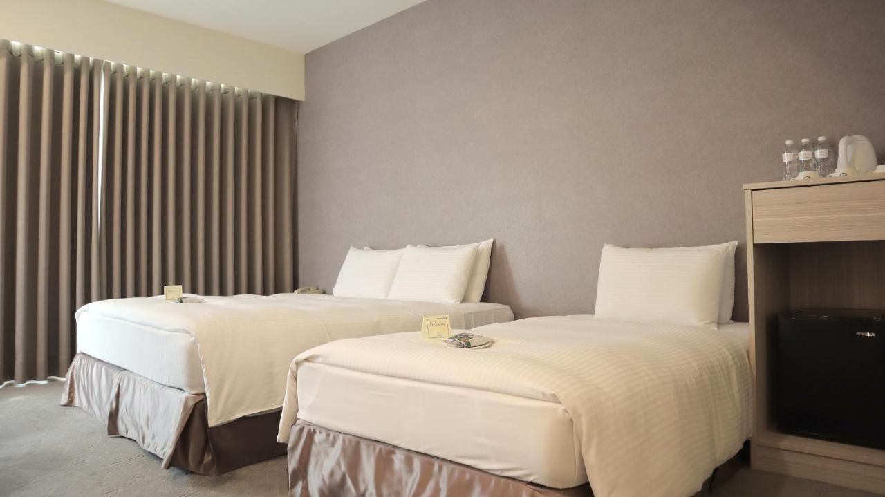 Ho Fong Business Stay Fengyuan Exterior photo