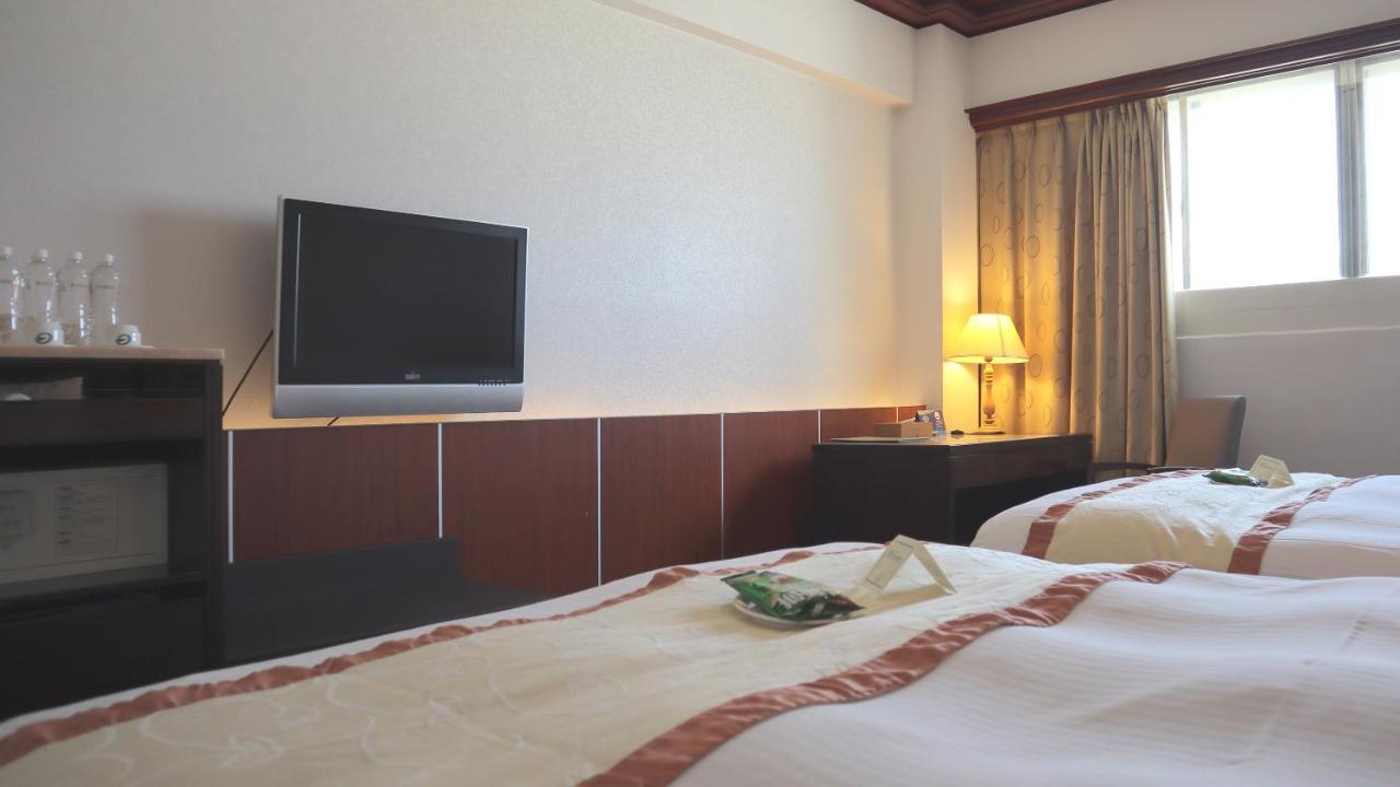 Ho Fong Business Stay Fengyuan Exterior photo