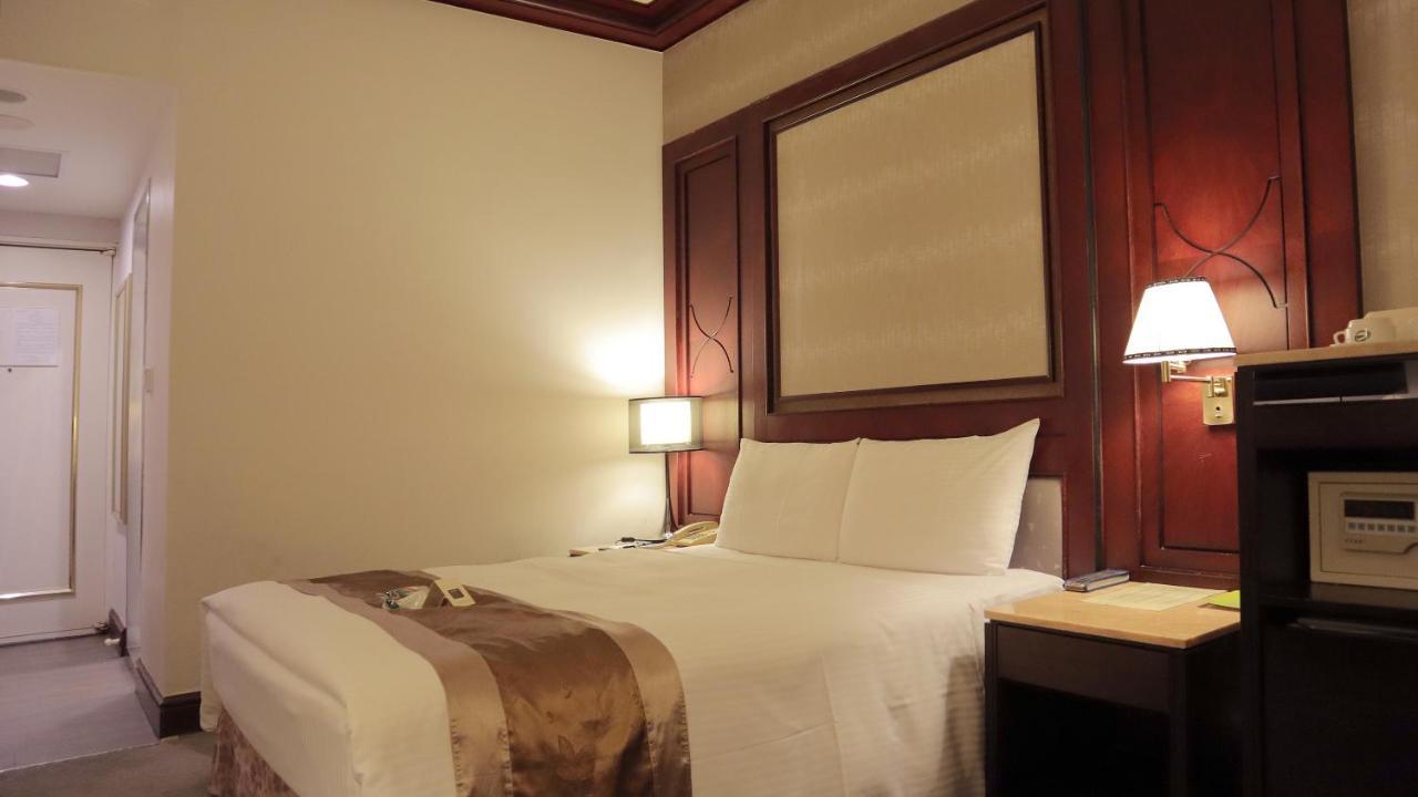 Ho Fong Business Stay Fengyuan Exterior photo