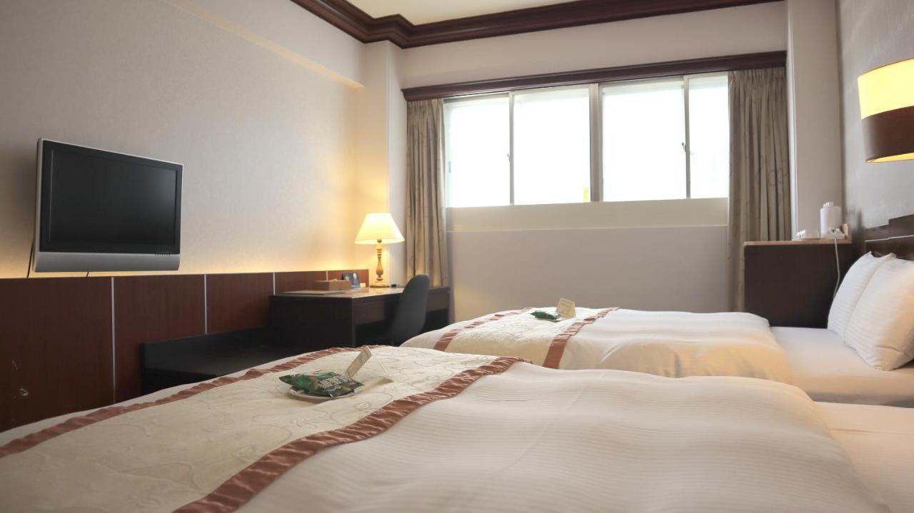 Ho Fong Business Stay Fengyuan Exterior photo